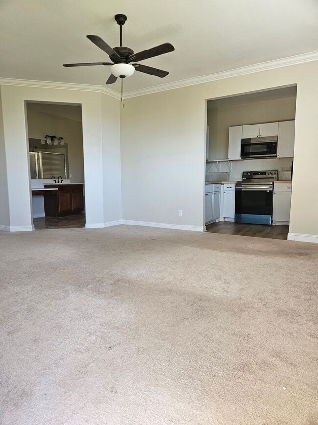 13141 High Crest Rd in Victorville, CA - Building Photo - Building Photo