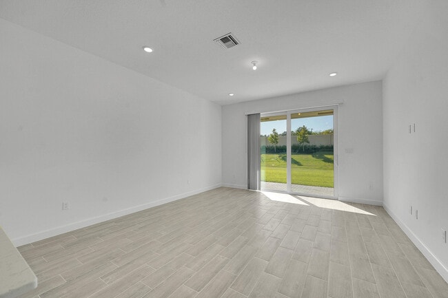 6429 Seabright Ter in Fort Pierce, FL - Building Photo - Building Photo