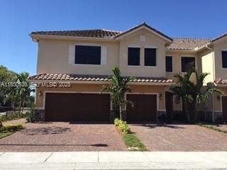 5906 NW 56th Pl in Tamarac, FL - Building Photo - Building Photo