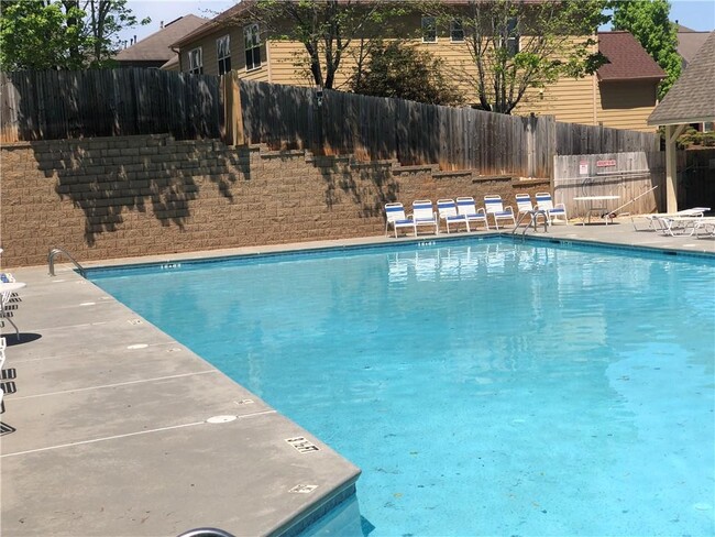 property at 48 Dover Commons Dr