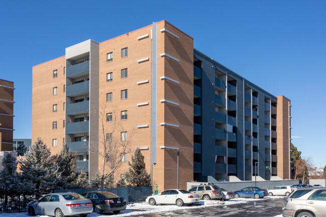 Alvista Nine Mile in Denver, CO - Building Photo - Building Photo