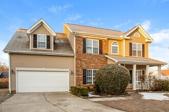 1938 Olsen Ln in Charlotte, NC - Foto de edificio - Building Photo