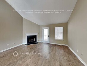 7828 Ridge Top Terrace in Douglasville, GA - Building Photo - Building Photo