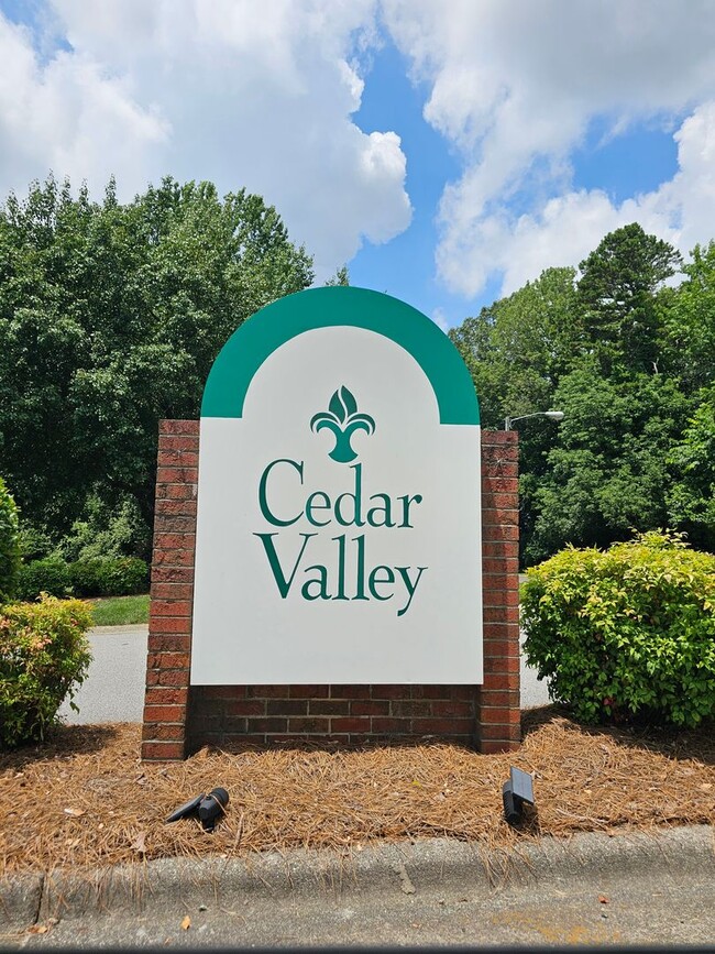 27 Cedar Branch Dr in Greensboro, NC - Building Photo - Building Photo