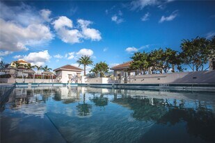 2000 Salzedo St in Coral Gables, FL - Building Photo