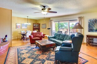 815 Placita Topa, Unit SI ID1545884P in Green Valley, AZ - Building Photo