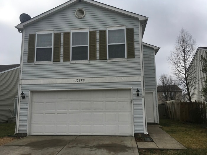 10879 Walnut Grove Bend in Camby, IN - Building Photo