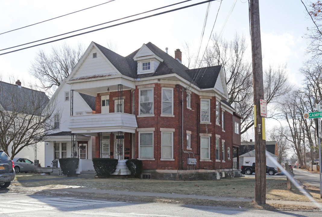 2346 Campbell Ave in Schenectady, NY - Building Photo