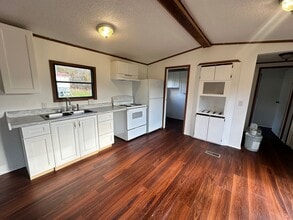 34 Egglestons Piney Crove Ct in Rice, VA - Building Photo - Building Photo