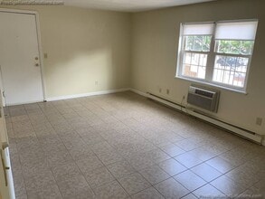 740 Central St, Unit 2 in Leominster, MA - Building Photo - Building Photo