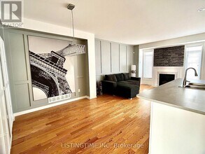 702 Brian Good Ave in Ottawa, ON - Building Photo - Building Photo