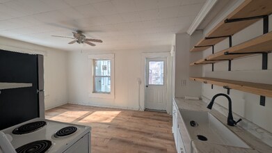 416 Burgess St in Berlin, NH - Building Photo - Building Photo