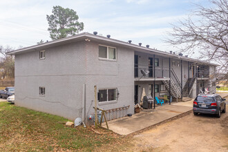 High Street Apartments in Longview, TX - Building Photo - Building Photo