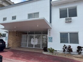 8420 Byron Ave in Miami Beach, FL - Building Photo