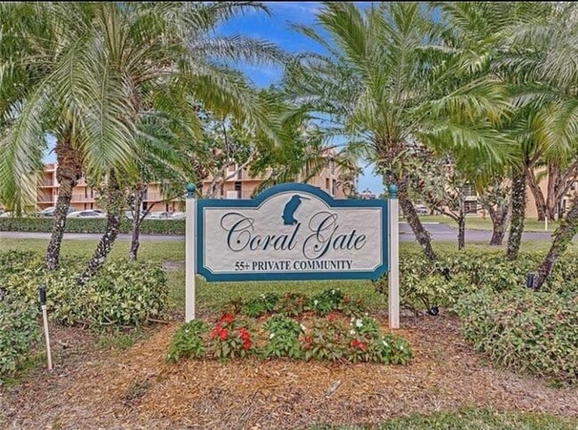 6423 Coral Lake Dr
