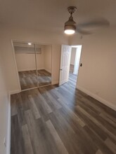 1044 W. 110th St. in Los Angeles, CA - Building Photo - Interior Photo