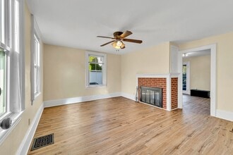 303 S Main St in Haverhill, MA - Building Photo - Building Photo