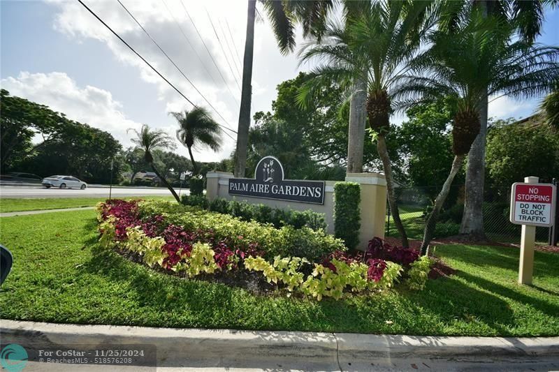 4581 W McNab Rd in Pompano Beach, FL - Building Photo