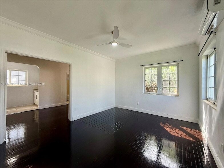 1619 Meridian Ave, Unit 3 in Miami Beach, FL - Building Photo