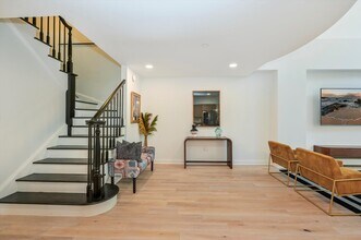 207 SHEARWATER Ct W in Jersey City, NJ - Building Photo - Building Photo