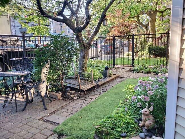 3745 N Seminary Ave in Chicago, IL - Building Photo - Building Photo