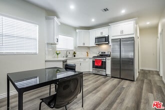 1475 W 22nd St in Los Angeles, CA - Building Photo - Building Photo