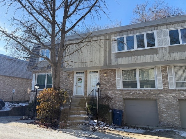 property at 1924 Wilmette Ave