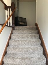 222 Ottawa, Unit Apt B in Leavenworth, KS - Foto de edificio - Building Photo