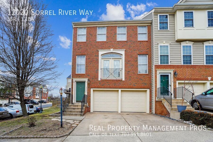 12020 Sorrel River Way in Manassas, VA - Building Photo