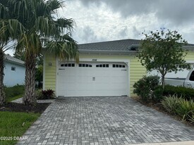 1016 Sea Shell Ct in Daytona Beach, FL - Building Photo