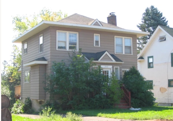1842 Woodland Ave in Duluth, MN - Building Photo