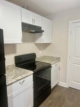 21415 Russell Dr in New Caney, TX - Building Photo - Building Photo