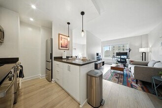 899 Pine St in San Francisco, CA - Building Photo - Building Photo