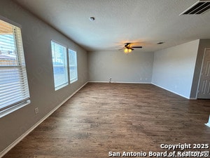 7902 Oakwood Pines in San Antonio, TX - Building Photo - Building Photo
