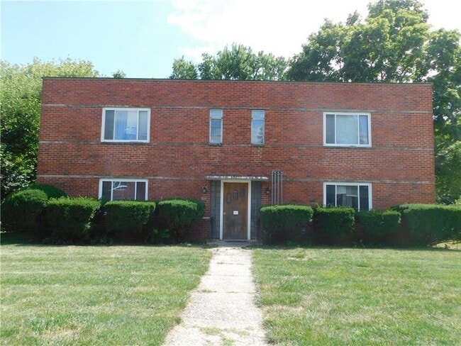 property at 600 Hadley Ave