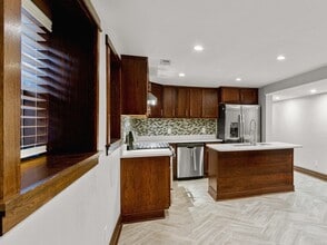 5859 N Magnolia Ave in Chicago, IL - Building Photo - Building Photo