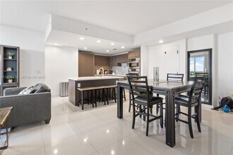 7875 NW 107th Ave, Unit 709 in Doral, FL - Building Photo - Building Photo