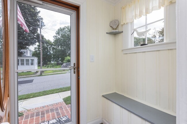 61 Elsmere Ave in South Portland, ME - Building Photo - Building Photo