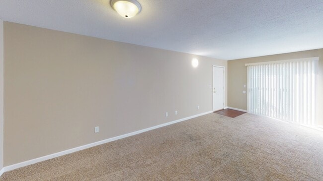 Mountain Valley Properties -Carbondale in Carbondale, IL - Building Photo - Building Photo