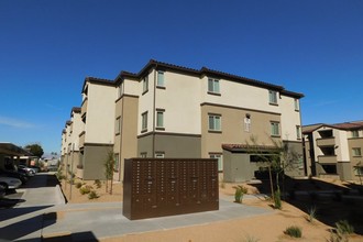 Boulder Pines Family Apartments in Las Vegas, NV - Building Photo - Building Photo