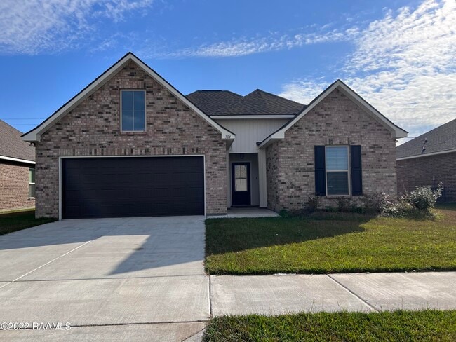 304 Tall Meadows Ln