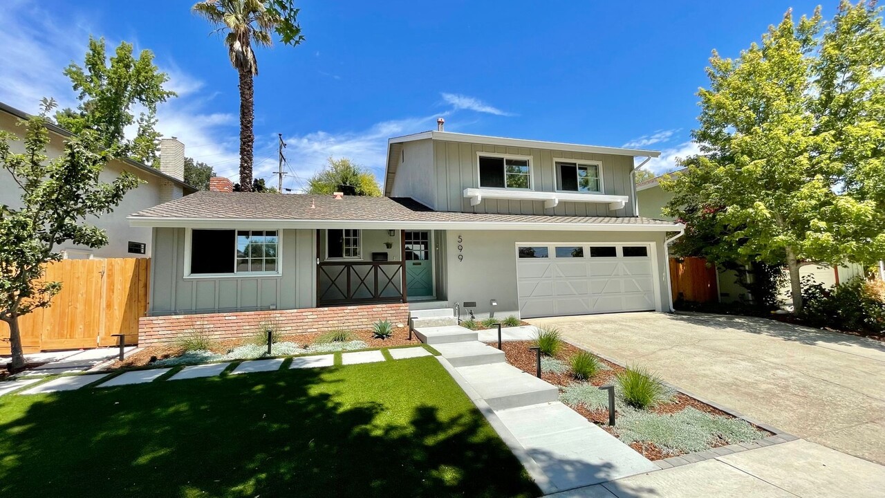 599 Stanford Dr in San Luis Obispo, CA - Building Photo