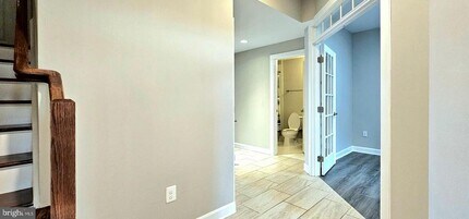 3155 John Glenn St in Herndon, VA - Building Photo - Building Photo