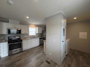 293 Basket Branch in Oxford, MI - Building Photo - Building Photo