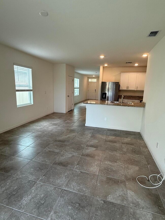 10997 SW Vasari Way in Port St. Lucie, FL - Building Photo - Building Photo