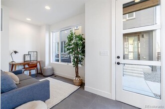 5233 N Eliot St in Denver, CO - Foto de edificio - Building Photo