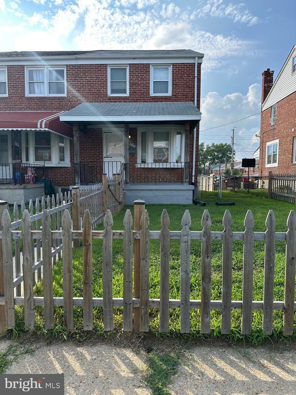property at 1920 Armco Way
