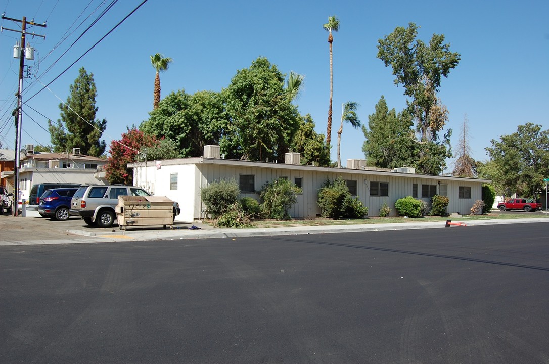 601-611 Eye St in Bakersfield, CA - Building Photo