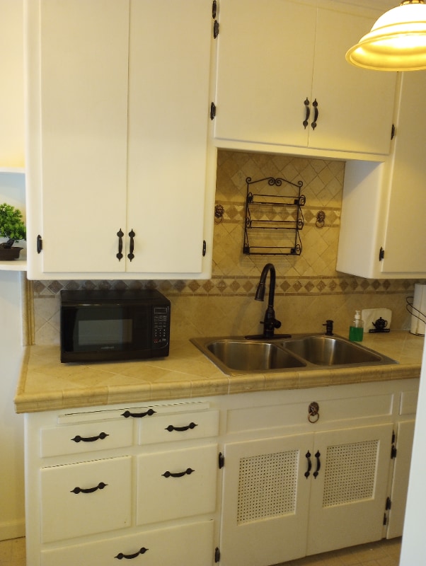 2471 Belgrave Ave in Huntington Park, CA - Building Photo - Building Photo