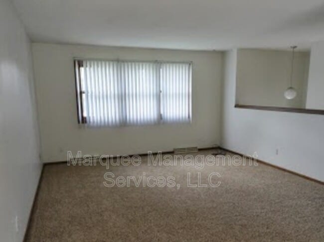 140A Woodview Dr in Cottage Grove, WI - Building Photo - Building Photo
